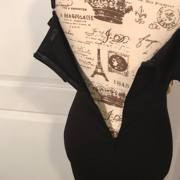 SOPRANO COLD SHOULDER BODY-CON DRESS - Picture 6 of 8